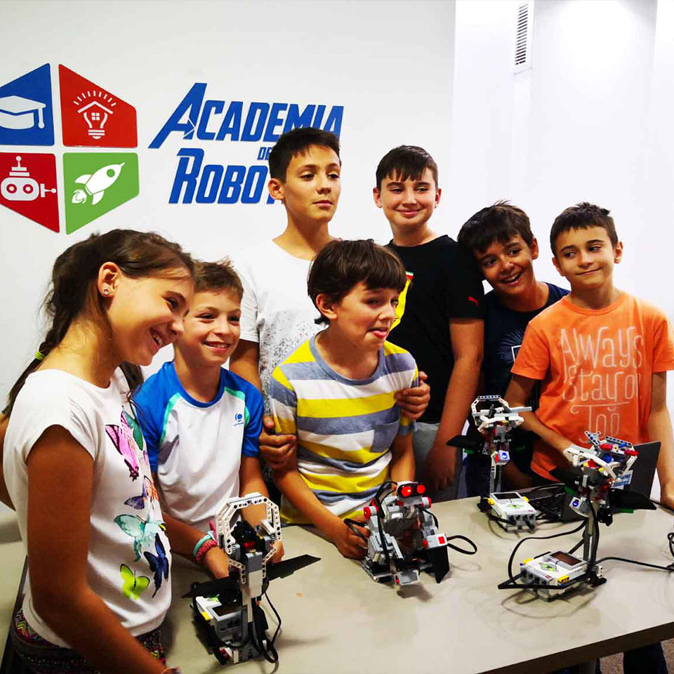 Academia de Robotică