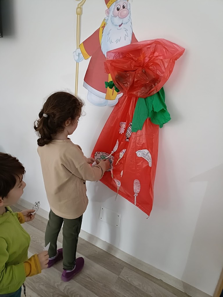 ADAM KINDERGARTEN