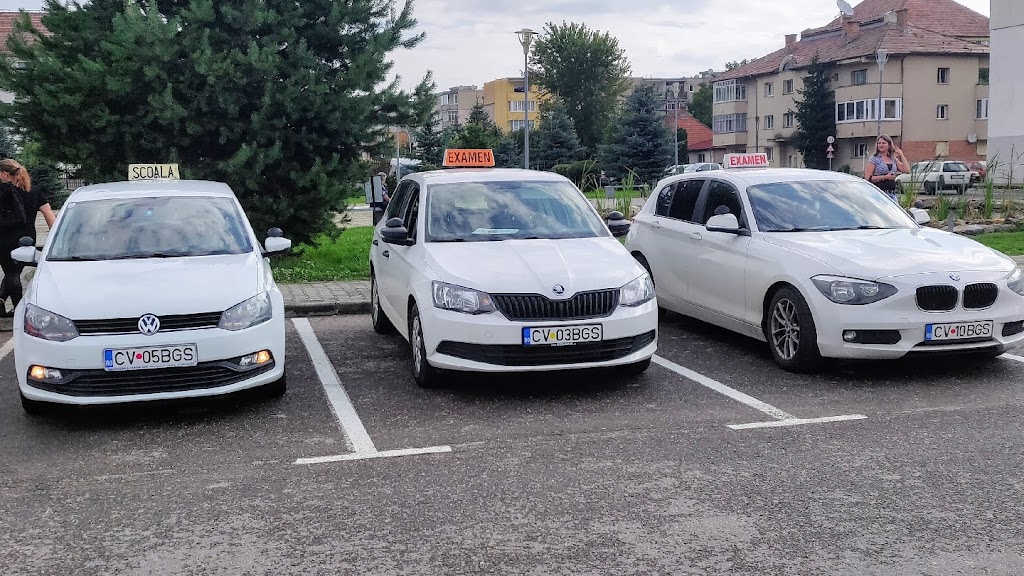 AUTOSISKOLA SCOBAR AUTOSISKOLA SCOBAR