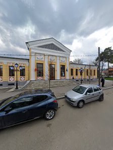 Casa de Cultură "Alexandru Giugaru" Casa de Cultură "Alexandru Giugaru"