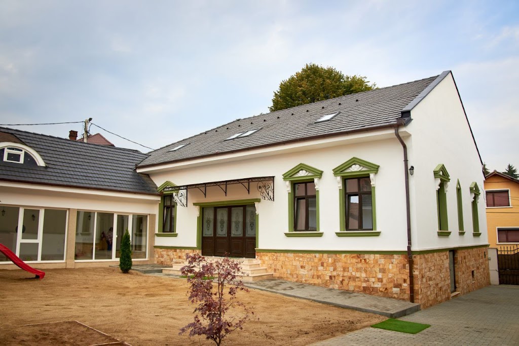 Centrul Educațional Montessori Kids