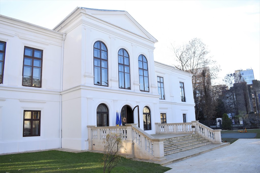 EFI Bucarest - French international school EFI Bucarest - French international school