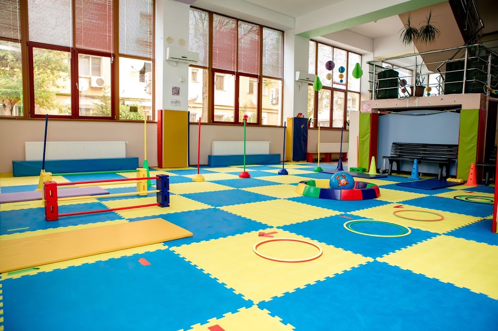 Iani's Club - Gradinita Privata Buftea | Afterschool Buftea | Petreceri Copii Buftea Iani's Club - Gradinita Privata Buftea | Afterschool Buftea | Petreceri Copii Buftea