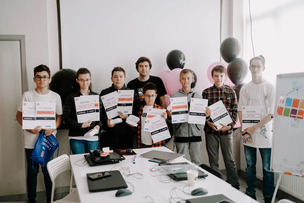 Impact Academy & Camps Iași Impact Academy & Camps Iași