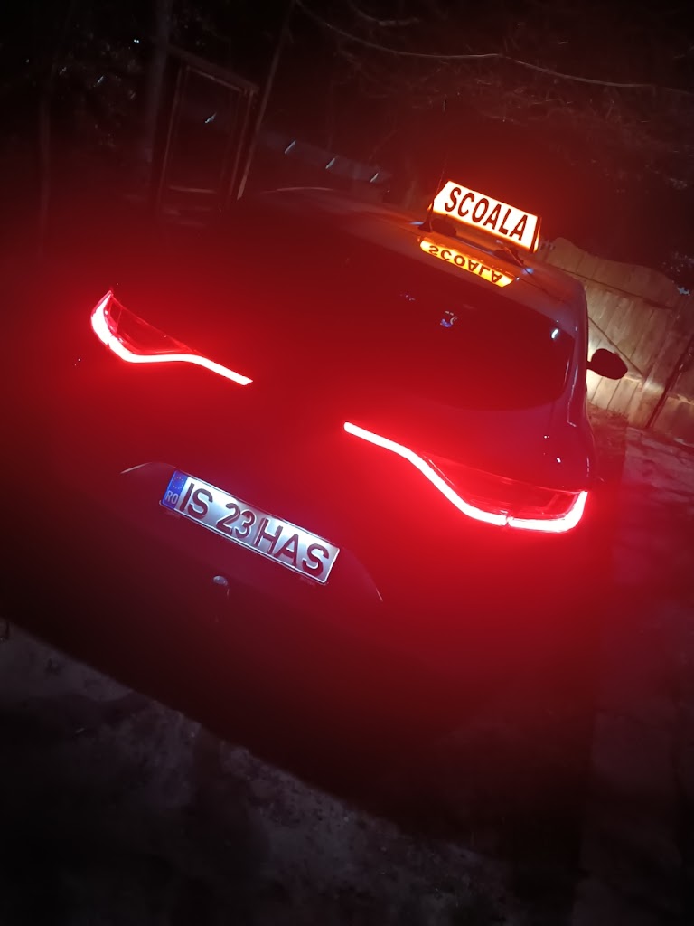 Instructor auto - Hutanu Vasile Adrian Instructor auto - Hutanu Vasile Adrian