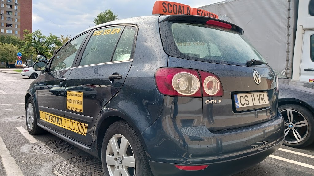 Instructor auto Reșița Victor Popescu Instructor auto Reșița Victor Popescu