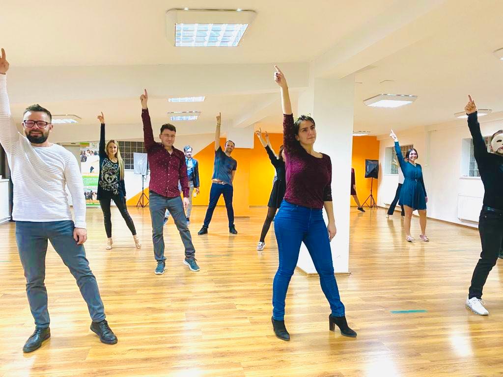 Joie de Vivre, studio Muncii
