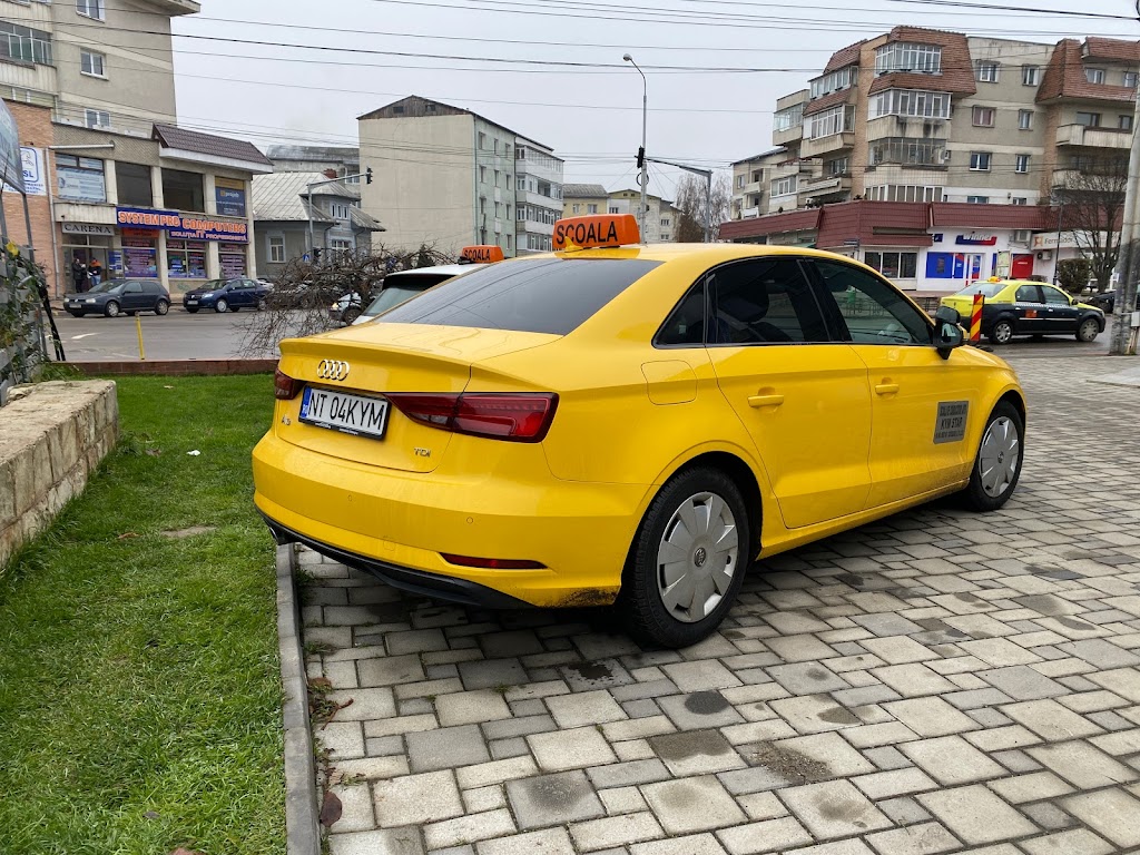 KYM STAR - Școala de Șoferi Piatra Neamț KYM STAR - Școala de Șoferi Piatra Neamț