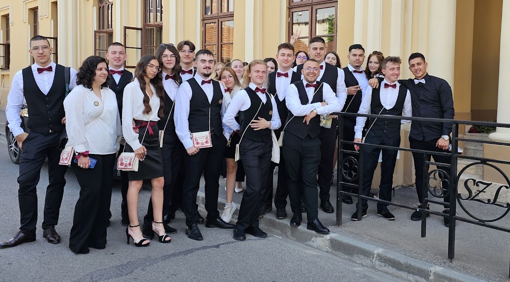 Liceul Teologic Romano-Catolic "Szent László" Oradea