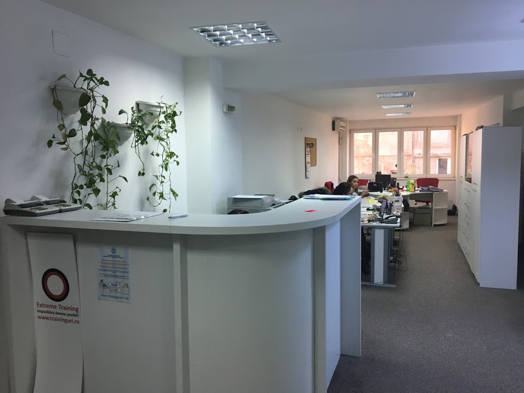Life University Romania