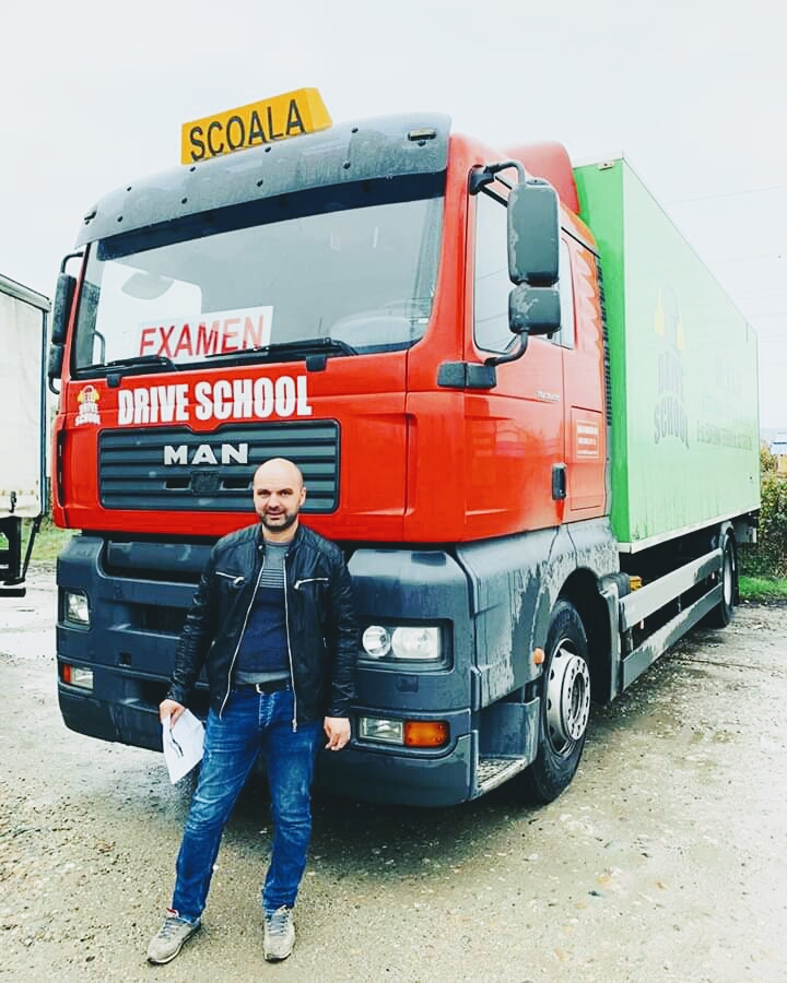 Școala De Șoferi Drive School
