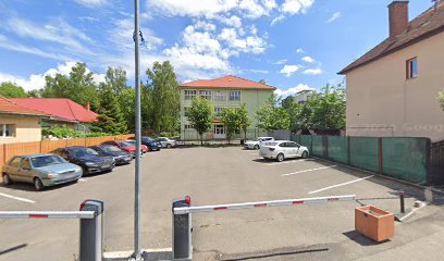 Școala Gimnazială Nr. 8 Brașov Școala Gimnazială Nr. 8 Brașov