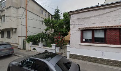 Şcoala Maniera - centru de meditații